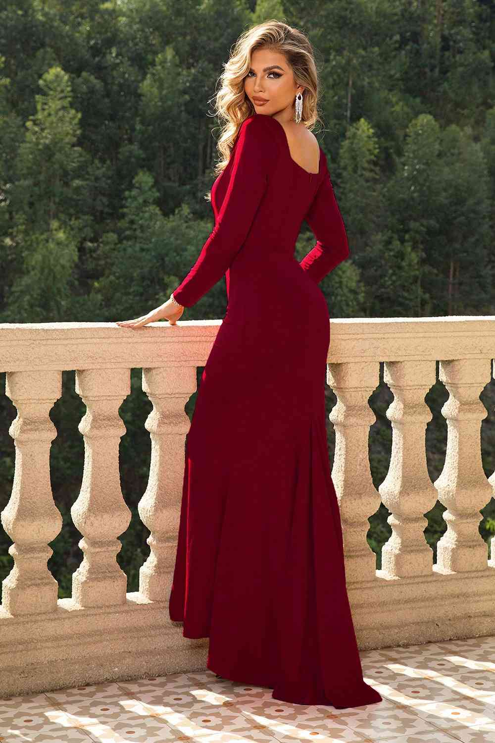 Square Neck Long Sleeve Dress PRIVATE LABEL by Genavieve Square Neck Long Sleeve Dress PRIVATE LABEL by Genavieve