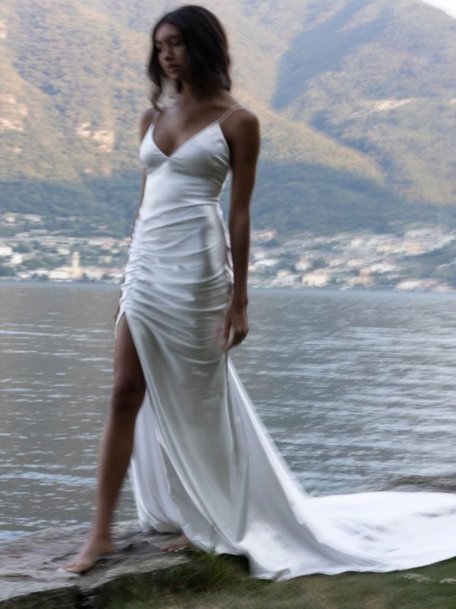 SILK SATIN SCRUNCH IVORY WEDDING DRESS